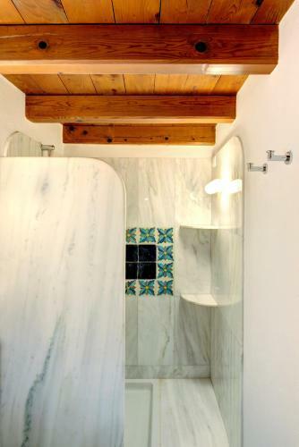 Malvasia Traditional Hotel