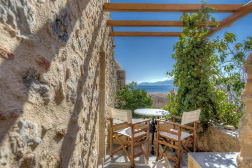 Malvasia Traditional Hotel