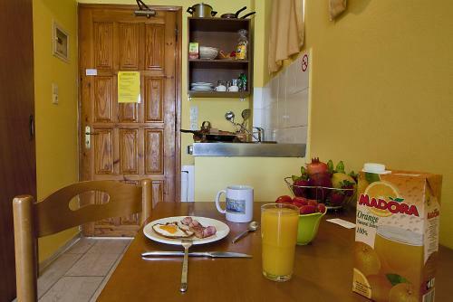 Meraki Apartments And Studios