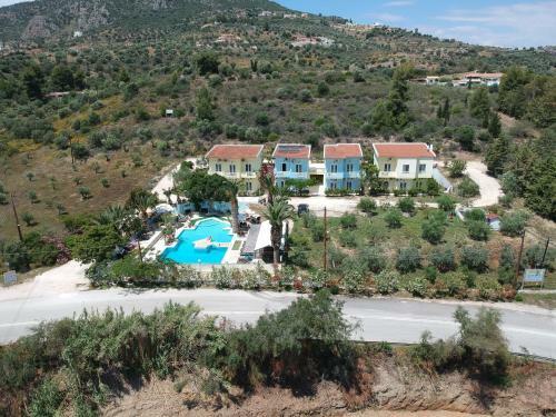 Meraki Apartments And Studios