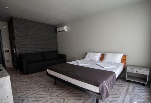 Hotel Pesok And More