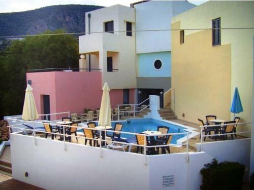 Blue Sky Hotel Apartments