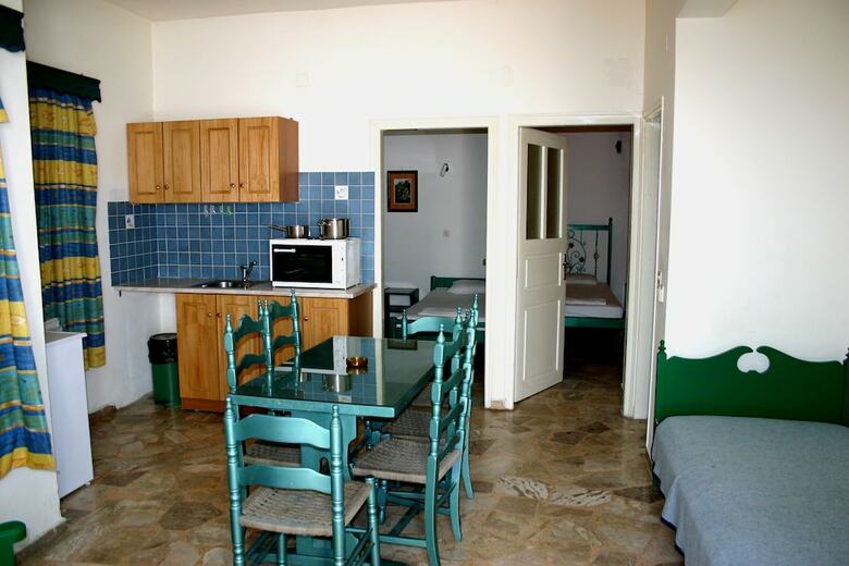 Kleoni Club Apartments