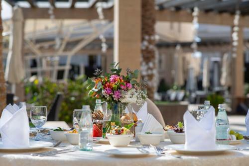 Vittori Palace Hotel And Residences