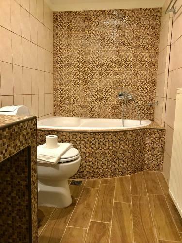 Aloni Toy Kir Thanasi Hotel & Spa