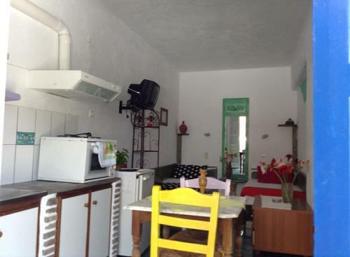 Aposperitis Rooms & Apartments