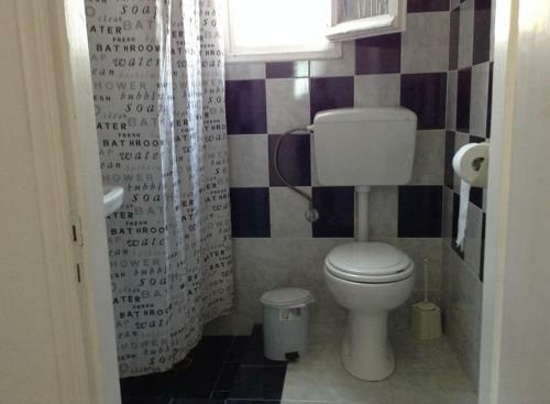 Aposperitis Rooms & Apartments