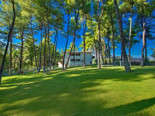 The White Villa At Sani