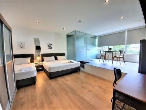 International Service Apartments At Raeburn Park