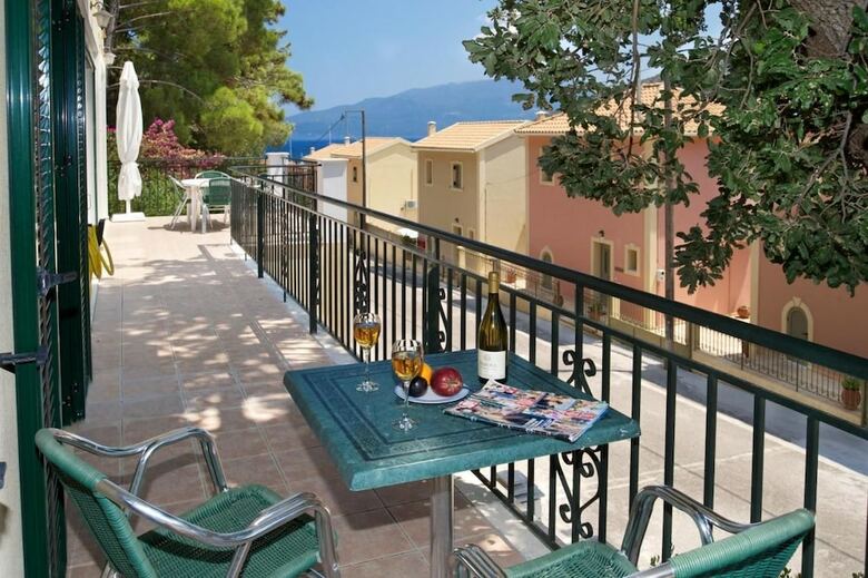 Faos Luxury Apartments