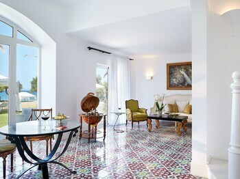 Hotel Caramel Grecotel Boutique Resort