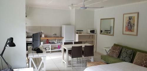 Apartamento Veki's Town Lodge