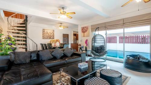 Naiyang Beach - 2 Bedroom Pool Villa