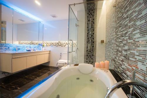Hotel Pool Suite Chiang Mai