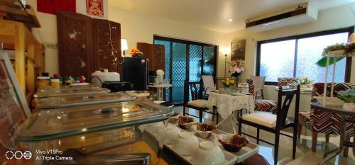 Asiastique Housing Home Studio