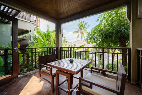 Hotel Nora Buri Resort & Residence