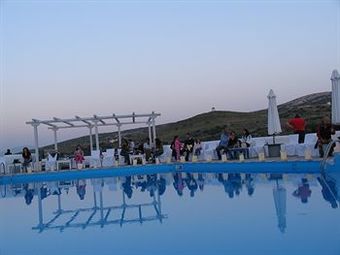 Hotel Lefkes Village