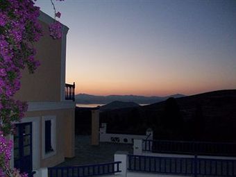 Hotel Lefkes Village