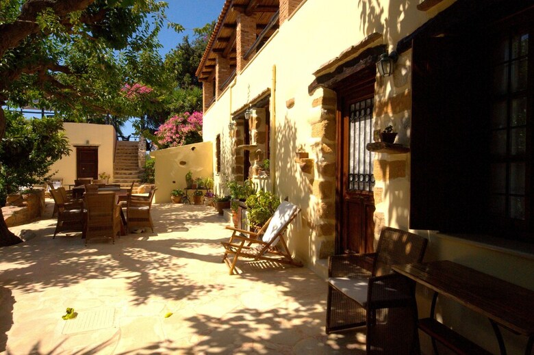 Elia Traditional Hotel & Spa