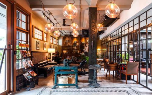 Hotel Bangkok Publishing Residence