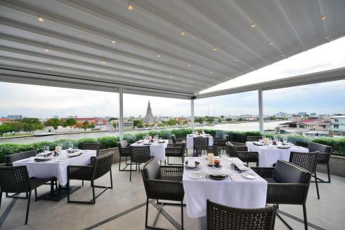 Hotel Riva Arun Bangkok