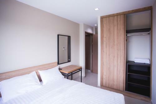 The Journey Hotel Laksi
