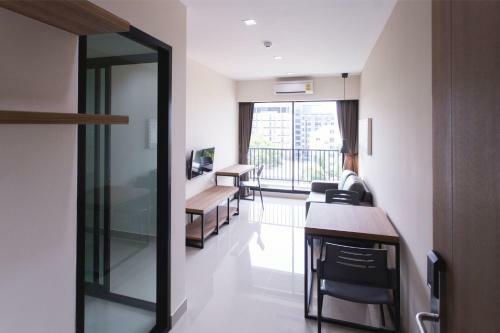 The Journey Hotel Laksi