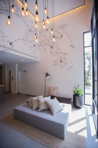 The Journey Hotel Laksi