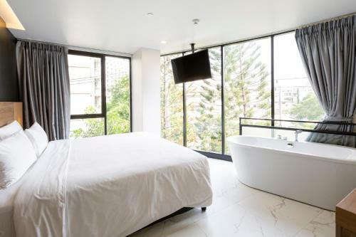 Stay Hotel Bkk