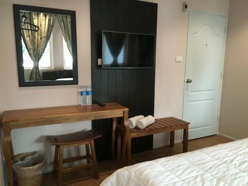 Hostal The Grand Palace Hostel