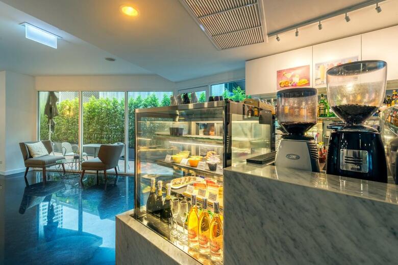 Anajak Bangkok Hotel