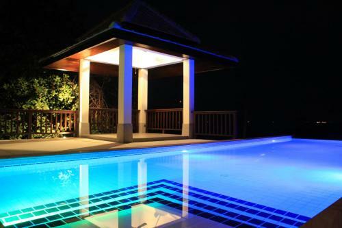 Luxurious House With Sea View - 2 Swimming Pools
