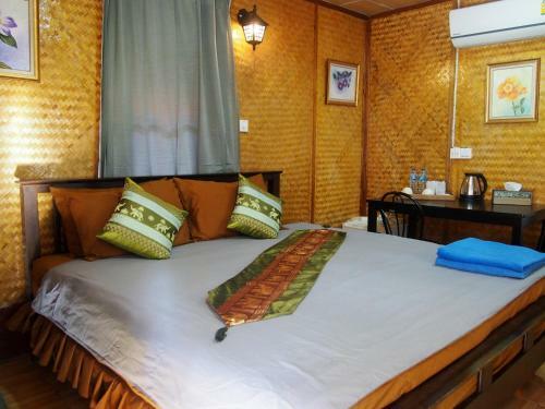 Hotel Coco Beach Bungalows