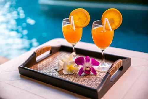 Hotel The Thames Pool Access Resort & Villa