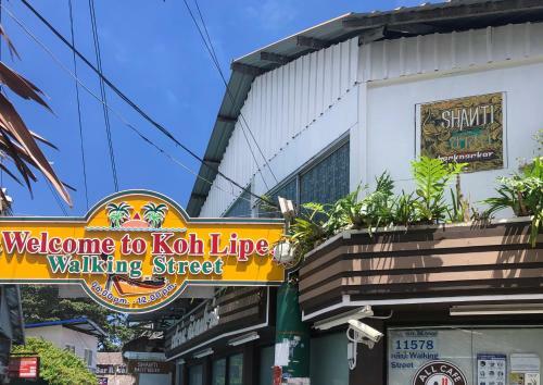 Albergue Shanti Backpacker&gallery