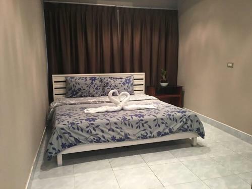 Hostal 3 Bedrooms Private House In Thappraya