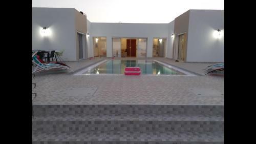 Belle Villa Avec Piscine 100% Sans Vis � Vis