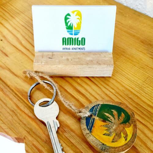 Amigo Apart