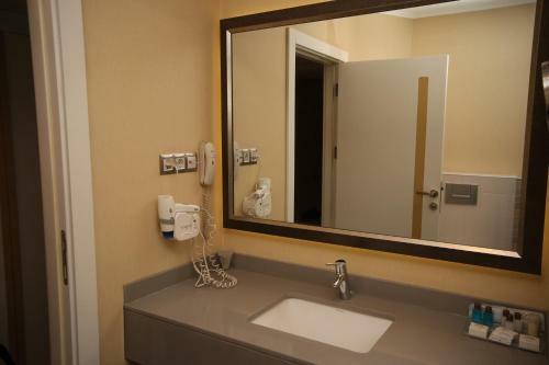 Grand Nora Hotel