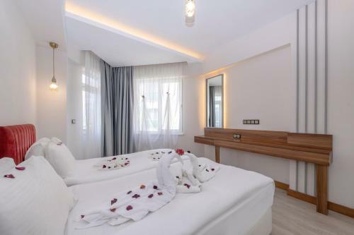 Theluna Suite Hotel