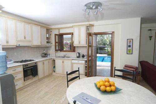 Luxury Spacious, Very Private Villa With Own Pool And Sea Views