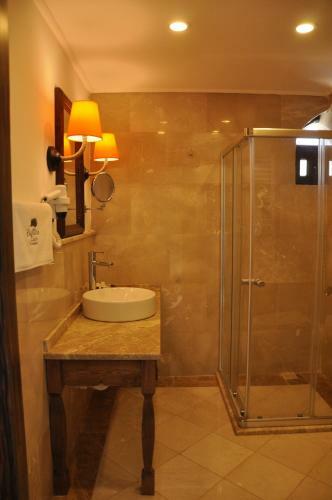 Assos Sunaba Kasri Hotel