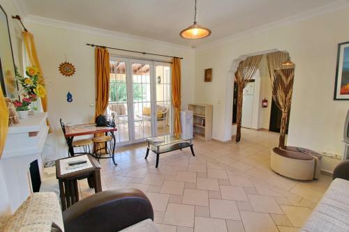 Villa �mit