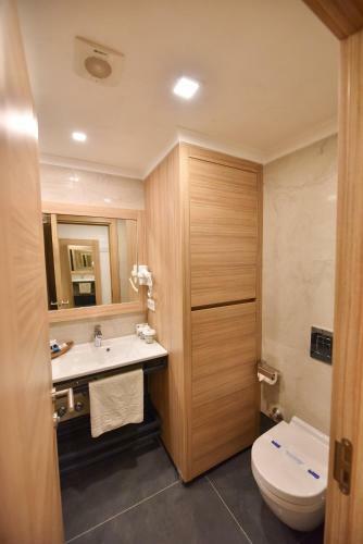 Alesta Midtown Apart Hotel