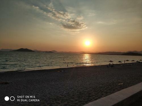 Large Apartment By Calis Beachfront