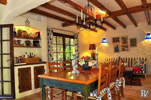 Marmaris Villa Sleeps 7 Pool Air Con Wifi