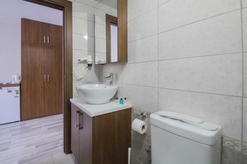 Carina Apart Hotel