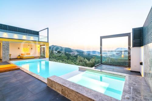 Kalkan Villa Sleeps 2 With Pool Air Con And Wifi