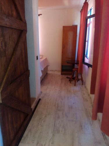 Hotel Monk Island Guesthouse