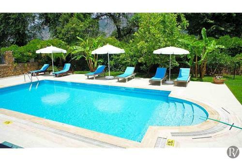 Gocek Villa Sleeps 6 Pool Wifi